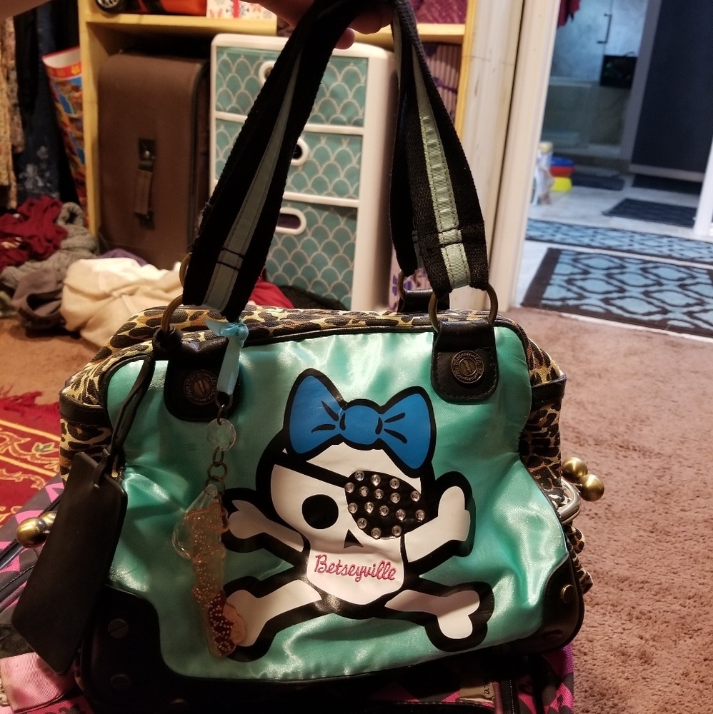 Vintage Pirate Betseyville Betsey Johnson Purse